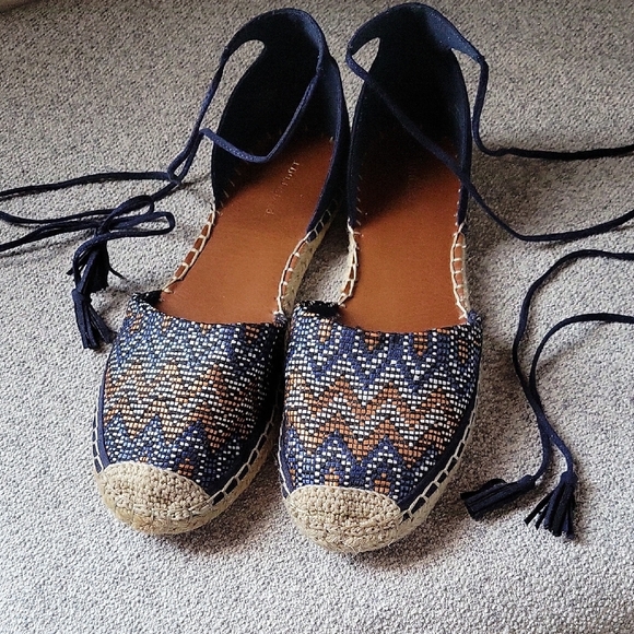 Indigo Shoes - Indigo Blue Tan Espadrilles  Shoes  Boho  Size 8.5